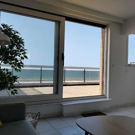 Appartement Met Fenomenaal Zeezicht Koksijde Exterior photo